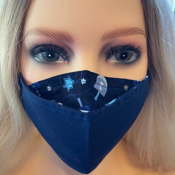 NWT 3-D  HANDMADE FACE MASK - Picture 1 of 3